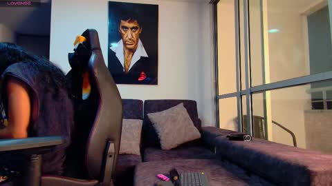 Snapshot of latin_couple77 chatting on 03.04.25 Sara y Andy online show from 03.04.25