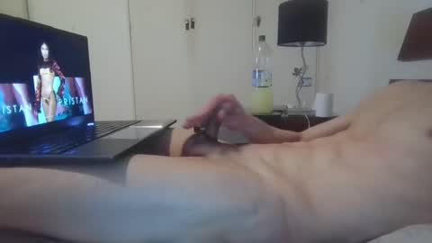 Snapshot of latin_pap chatting on 10.04.25 latin_pap online show from 10.04.25