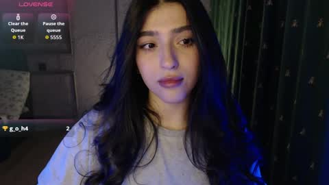 miiiiiiaaaa online show from 05.04.26
