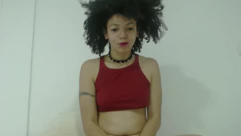 Latinacoka online show from 02.16.25