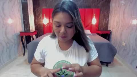 Snapshot of latinaholequeen chatting on 11.24.25 EMMA online show from 11.24.25