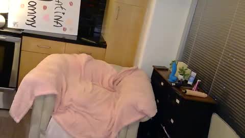 latinamommysilvana online show from 02.27.26