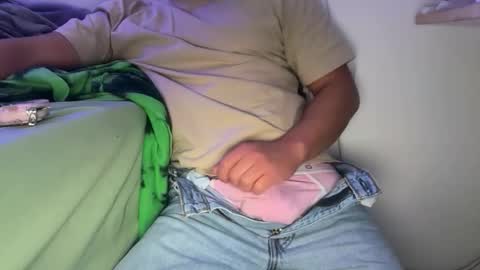 Snapshot of latinboiialexxx chatting on 03.10.26 LATiNBOiiXXX online show from 03.10.26