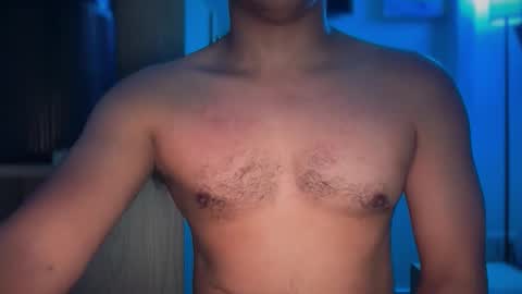 Snapshot of latinboiialexxx chatting on 04.04.26 LATiNBOiiXXX online show from 04.04.26