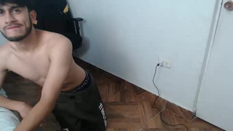 Snapshot of latinbunny7779 chatting on 12.10.24 camilo online show from 12.10.24