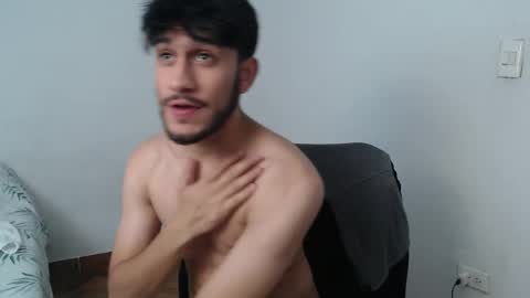 Snapshot of latinbunny7779 chatting on 12.14.24 camilo online show from 12.14.24