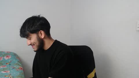 Snapshot of latinbunny7779 chatting on 12.16.24 camilo online show from 12.16.24