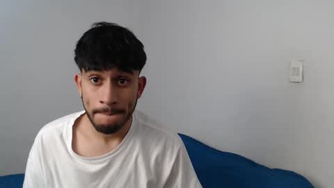 Snapshot of latinbunny7779 chatting on 12.25.24 camilo online show from 12.25.24