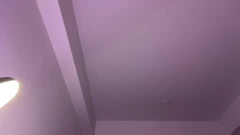 Snapshot of latinella chatting on 02.21.25 Hi - online show from 02.21.25