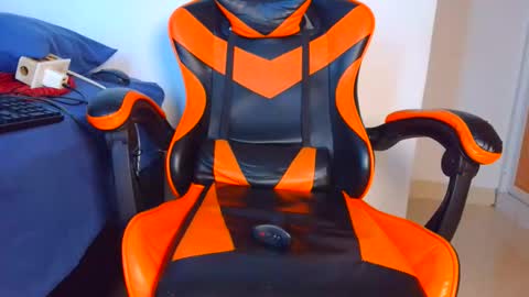 blackBear online show from 12.18.25