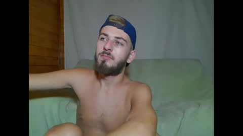 Snapshot of latinodiparis chatting on 01.23.25 latinodiparis online show from 01.23.25