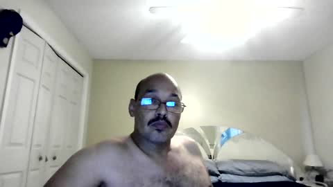 Snapshot of latinoinfla chatting on 07.25.26 latinoinfla online show from 07.25.26