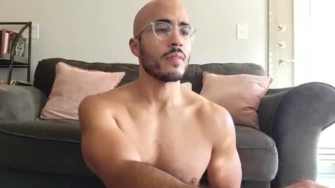 Snapshot of latinomixedbbc chatting on 03.11.25 latinomixedbbc online show from 03.11.25