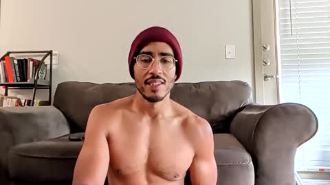 Snapshot of latinomixedbbc chatting on 10.27.25 latinomixedbbc online show from 10.27.25