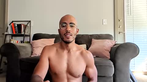 Snapshot of latinomixedbbc chatting on 11.04.25 latinomixedbbc online show from 11.04.25