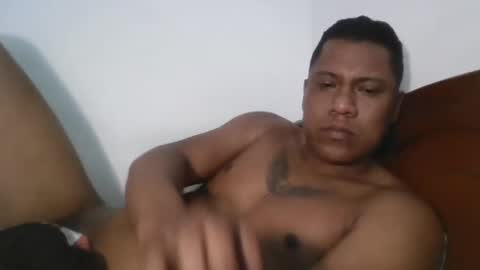 Snapshot of latinrayf chatting on 02.07.25 latinrayf online show from 02.07.25