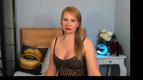 Latoya online show from 02.22.25