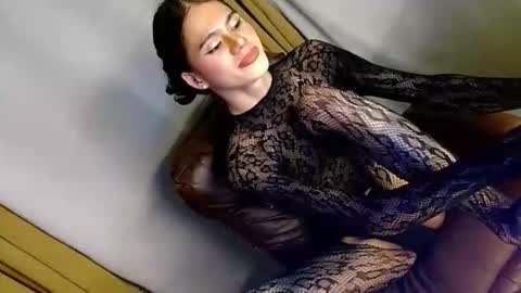 latrina_ online show from 04.24.26