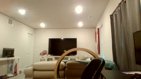 Snapshot of latvianhammer302 chatting on 09.15.25 latvianhammer302 online show from 09.15.25