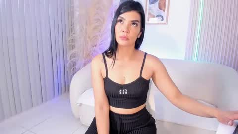 lau_reyes online show from 10.03.25