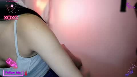laujgray online show from 11.22.25