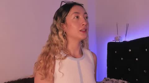 Lau Miller online show from 11.25.25