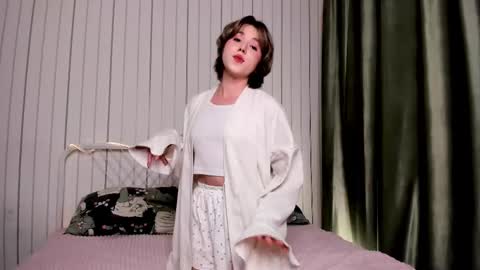 Kylie online show from 10.22.25