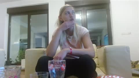 LAURA  ANNA online show from 12.05.24