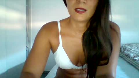 Laura online show from 07.02.26