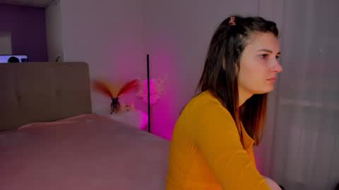 Snapshot of laura__leee chatting on 01.28.25 Laura online show from 01.28.25