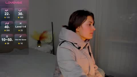 Snapshot of laura__leee chatting on 02.25.25 Laura online show from 02.25.25