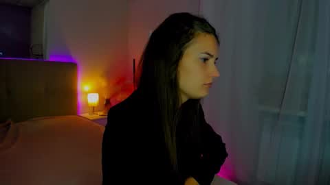 Snapshot of laura__leee chatting on 09.14.25 Laura online show from 09.14.25