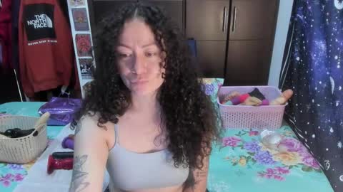  Wen  online show from 12.02.25