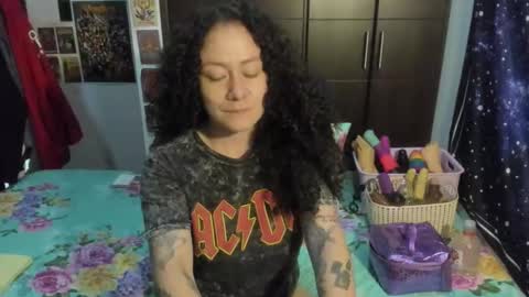  Wen  online show from 12.19.25