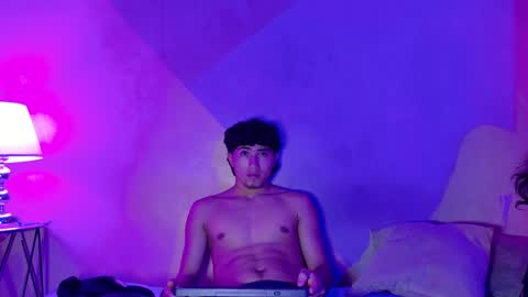 laura_and_kevin online show from 09.15.25