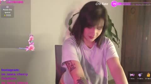 Snapshot of laura_cherrypie chatting on 12.28.24 Laura- new schedule 800 pm until 1200 pm Colombia online show from 12.28.24