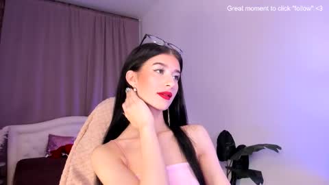 Laura online show from 09.17.25