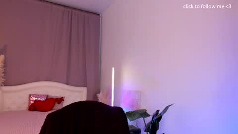 Laura online show from 09.30.25