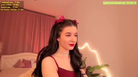 Laura online show from 02.15.26