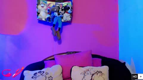 weedcam Curly Laura OF    online show from 11.27.25