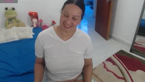 laura_foxx2379 online show from 11.05.25