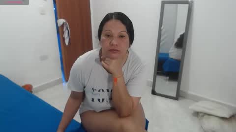 laura_foxx2379 online show from 01.11.26