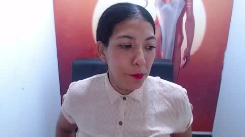  Laura  online show from 01.10.26