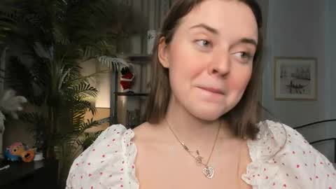 Snapshot of laura_mutti chatting on 05.29.26 Samantha online show from 05.29.26