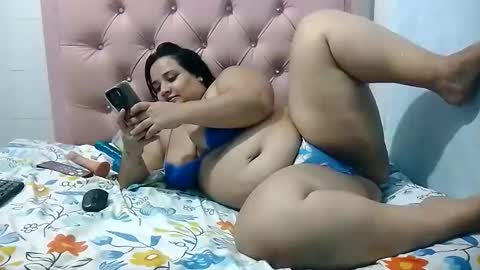 laura_sofia23 online show from 10.02.25