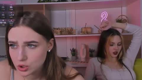 laura_sween online show from 10.17.25