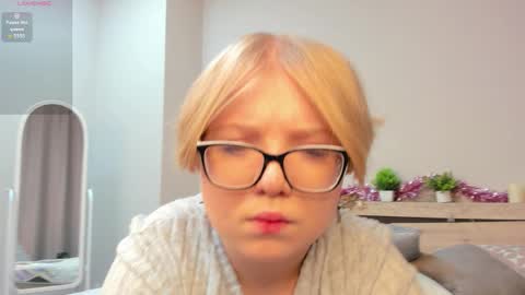 Laura online show from 02.24.26