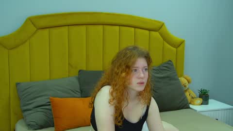 Snapshot of lauradennis chatting on 04.17.26 Laura online show from 04.17.26