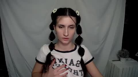 Laura online show from 02.02.25