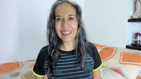 Laura online show from 06.19.26